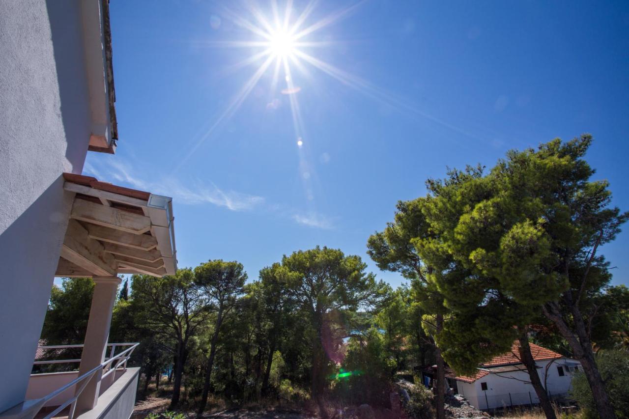 Beachside Villa Marko Apartma *