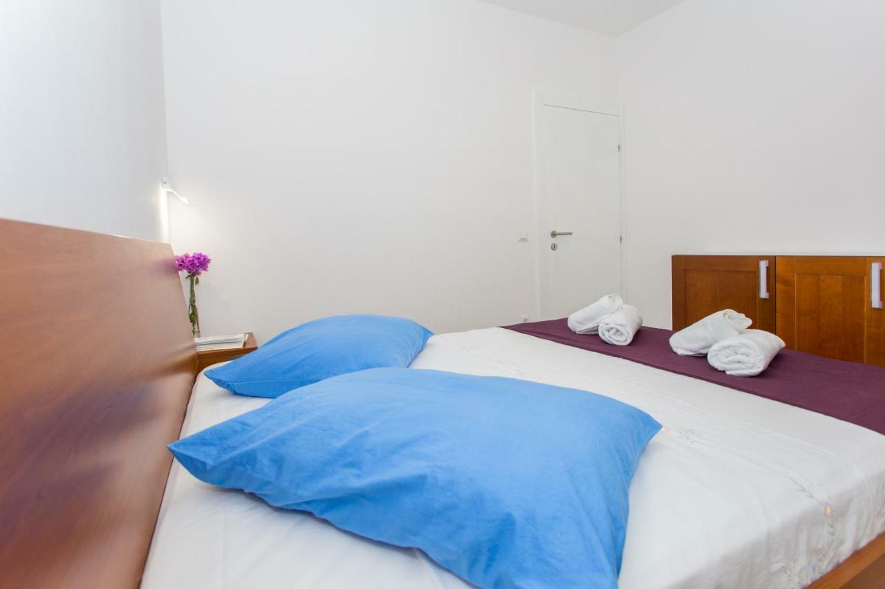 Apartma Beachside Villa Marko *